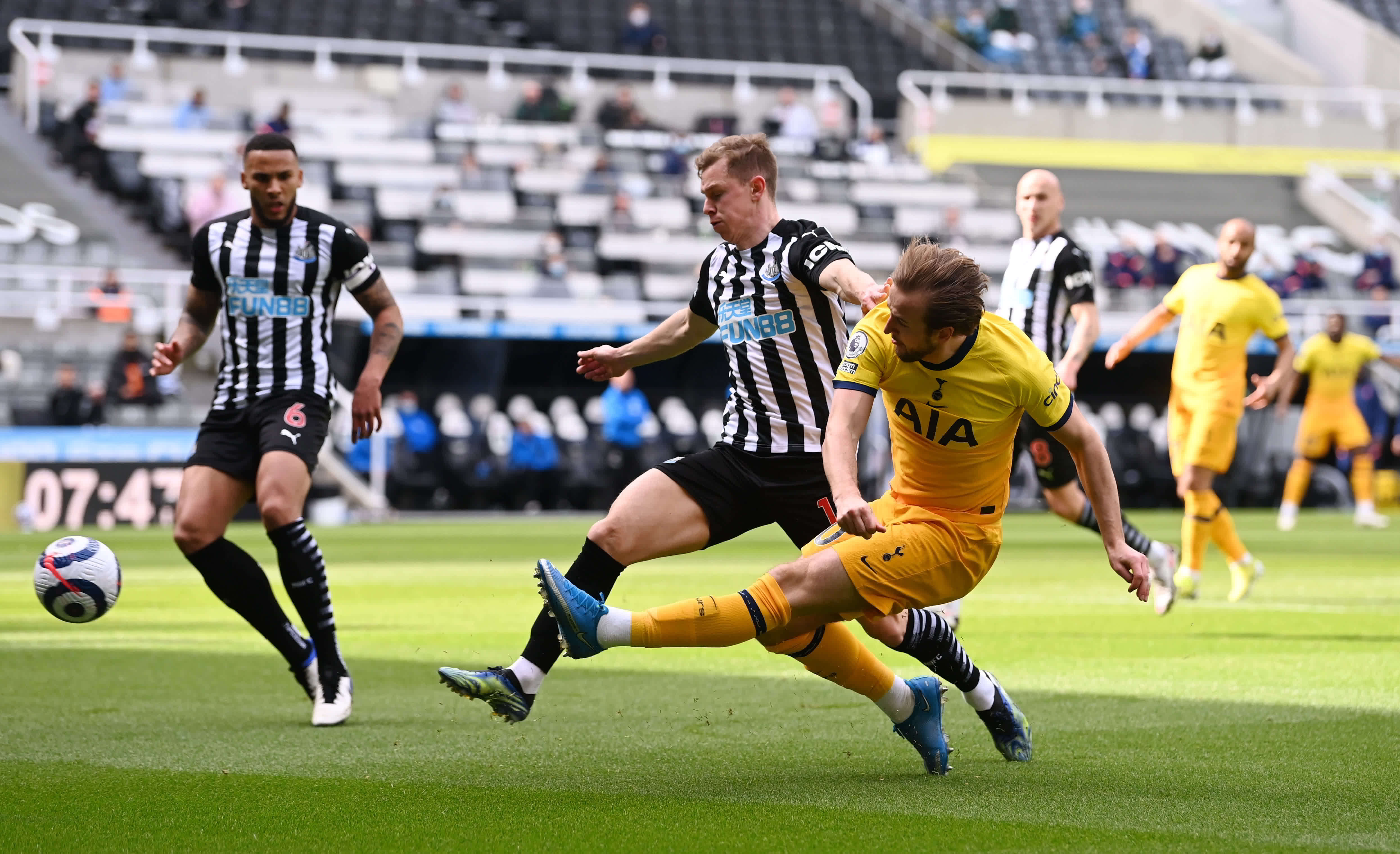 球员之间的 球员之间的