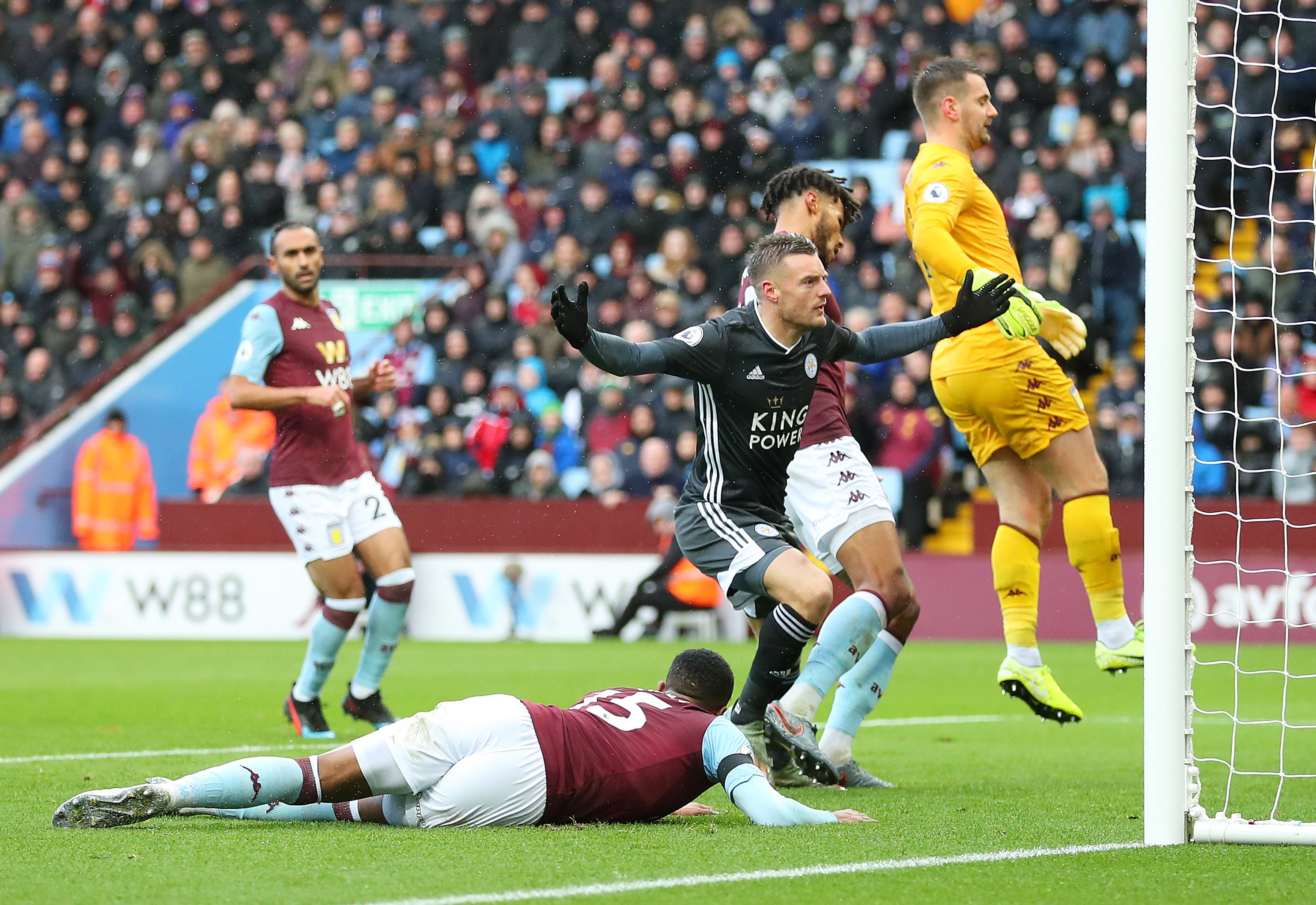 了众多观众 了众多观众